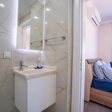 Kizilagacta Oezel Havuzlu Genis Bahceli Lueks Holiday home Bodrum