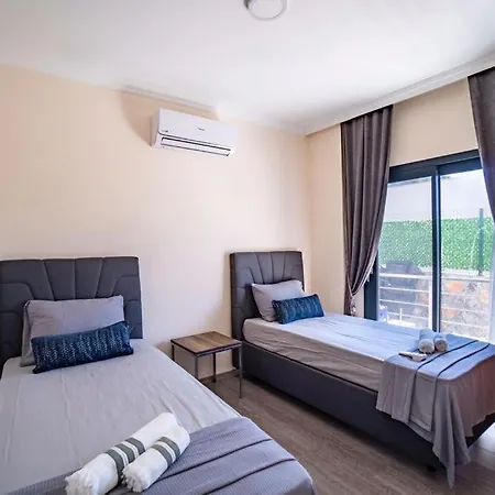 Holiday home Kizilagacta Oezel Havuzlu Genis Bahceli Lueks